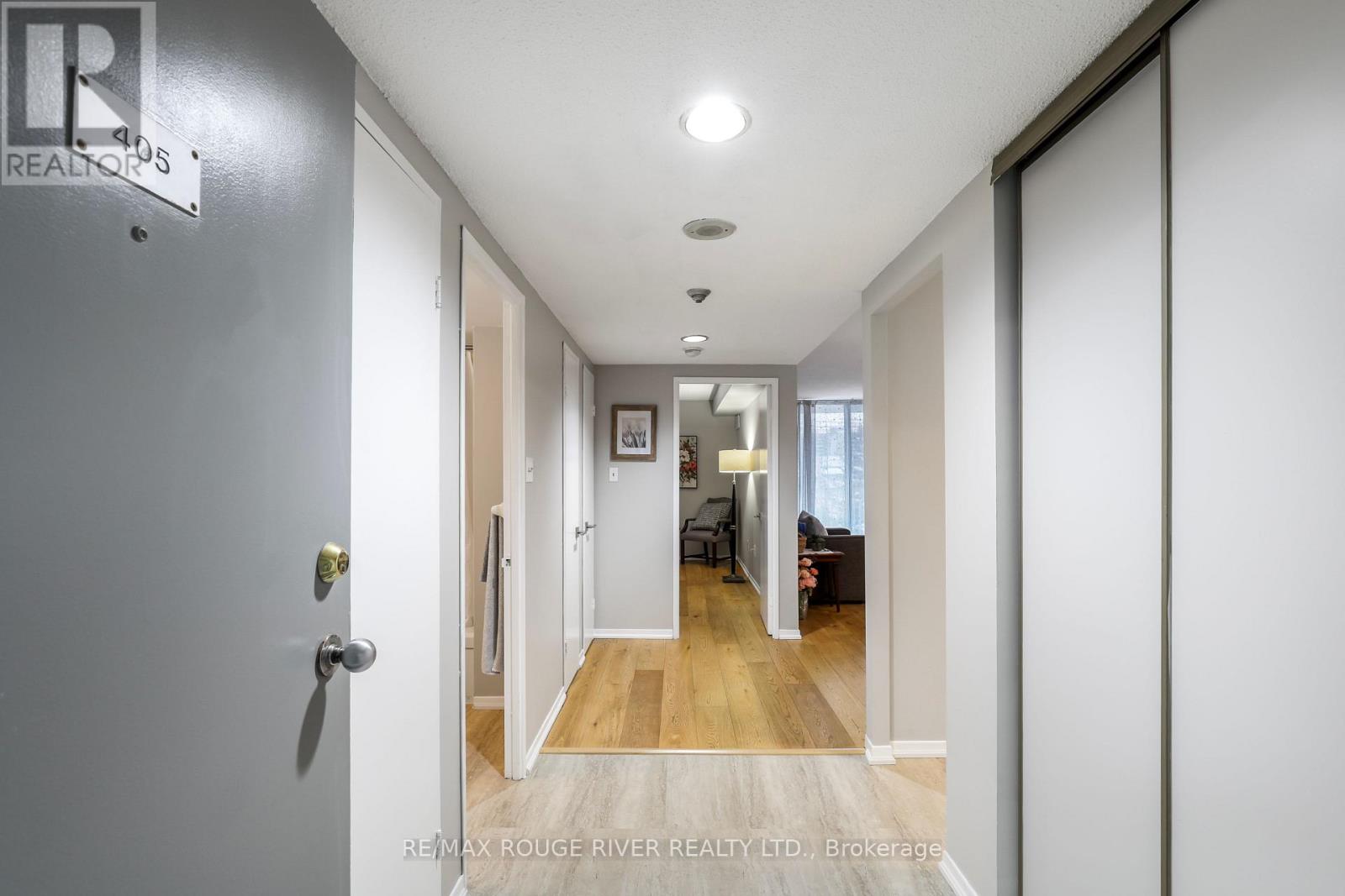 405 - 15 Sewells Road, Toronto, Ontario  M1B 3V7 - Photo 2 - E12702732