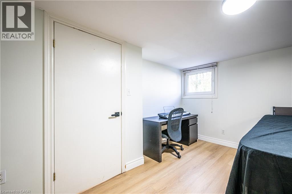 120 Marshall Street, Waterloo, Ontario  N2J 2T7 - Photo 31 - 40788097