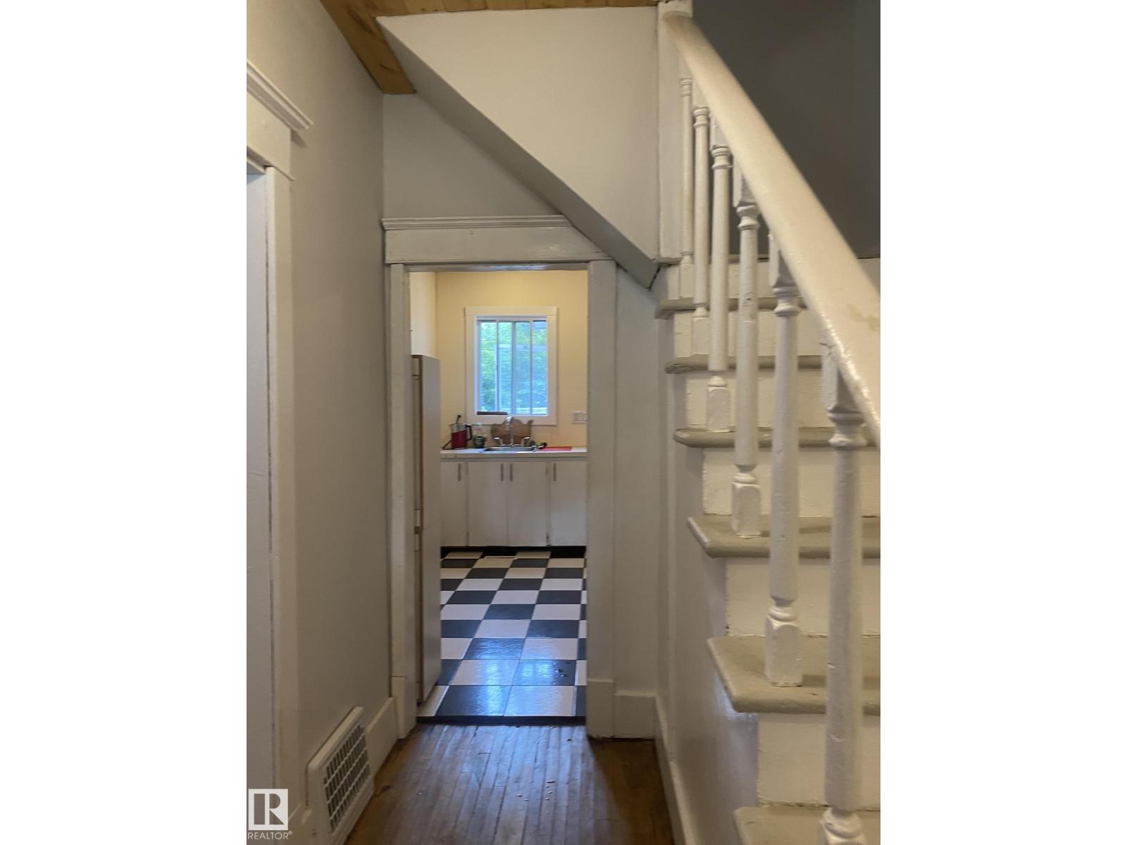 12811 121 St Nw, Edmonton, Alberta  T5L 0B1 - Photo 17 - E4470257