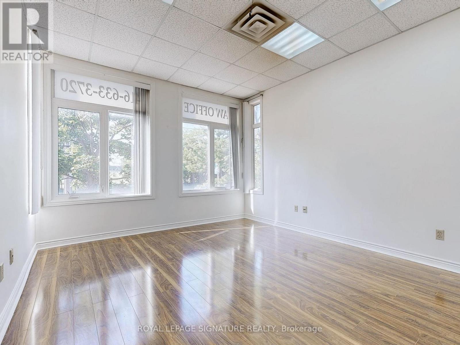 21l - 951 Wilson Avenue, Toronto (Downsview-Roding-Cfb), Ontario  M3K 2A7 - Photo 16 - W12703242