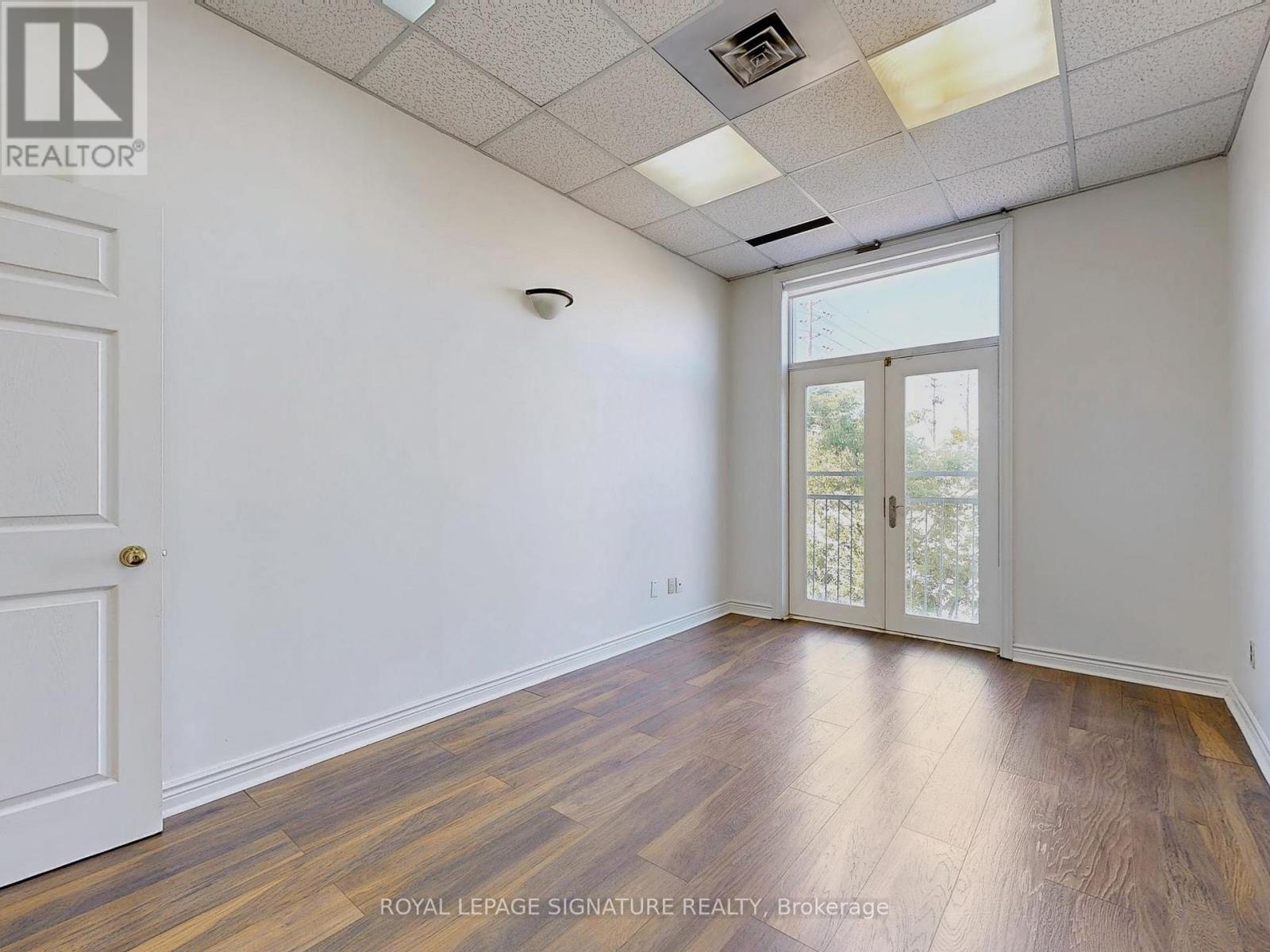 21l - 951 Wilson Avenue, Toronto (Downsview-Roding-Cfb), Ontario  M3K 2A7 - Photo 23 - W12703242