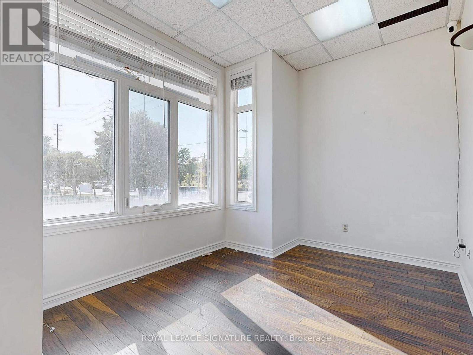 21l - 951 Wilson Avenue, Toronto (Downsview-Roding-Cfb), Ontario  M3K 2A7 - Photo 25 - W12703242