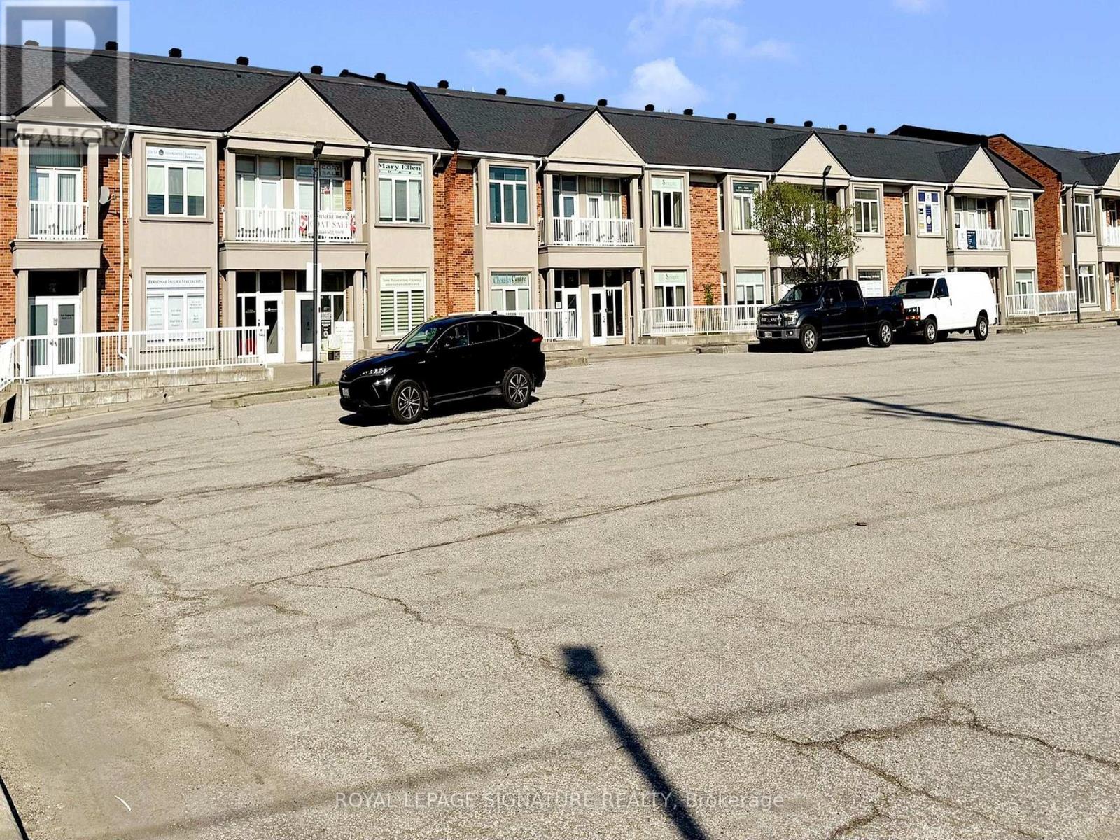 21l - 951 Wilson Avenue, Toronto (Downsview-Roding-Cfb), Ontario  M3K 2A7 - Photo 4 - W12703242