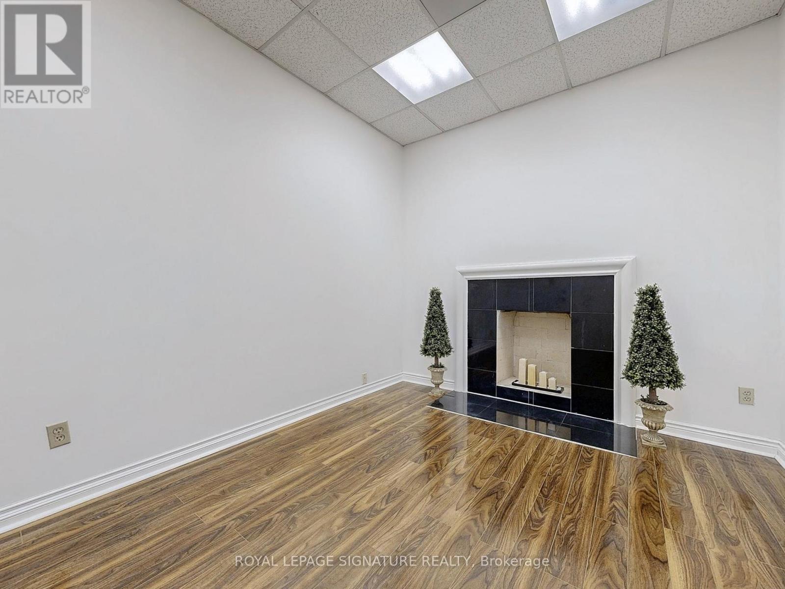 21l - 951 Wilson Avenue, Toronto (Downsview-Roding-Cfb), Ontario  M3K 2A7 - Photo 9 - W12703242