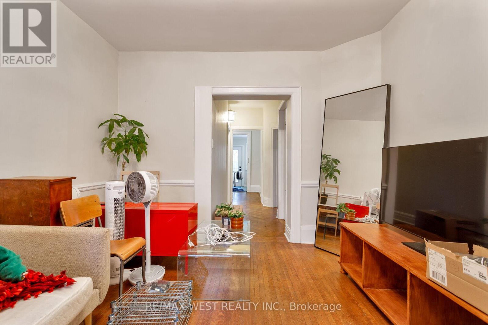 181 Parkside Drive, Toronto (High Park-Swansea), Ontario  M6R 2Y9 - Photo 10 - W12703252