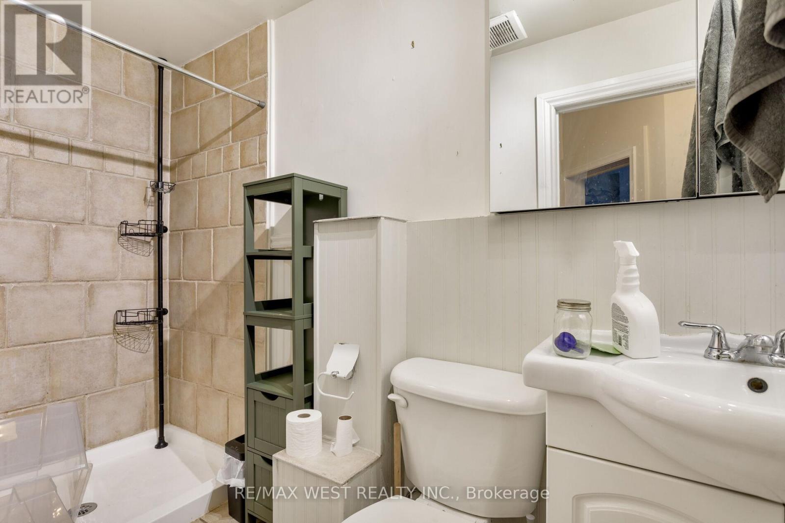 181 Parkside Drive, Toronto (High Park-Swansea), Ontario  M6R 2Y9 - Photo 14 - W12703252