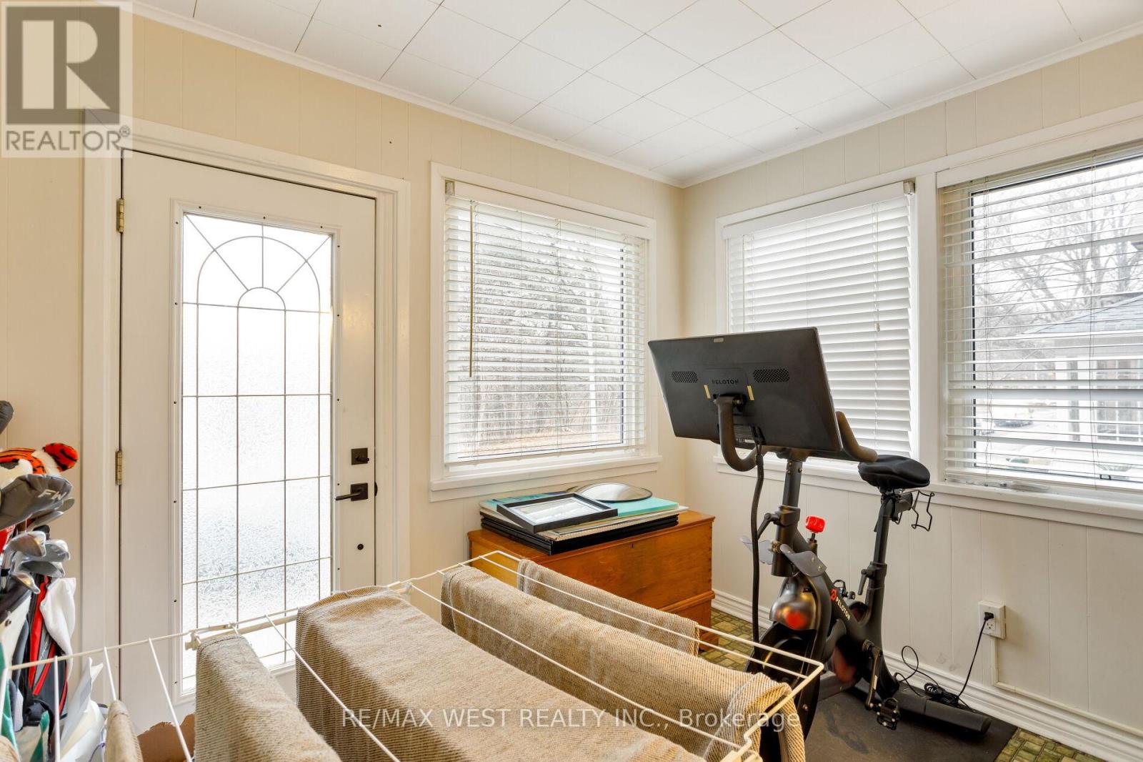 181 Parkside Drive, Toronto (High Park-Swansea), Ontario  M6R 2Y9 - Photo 16 - W12703252