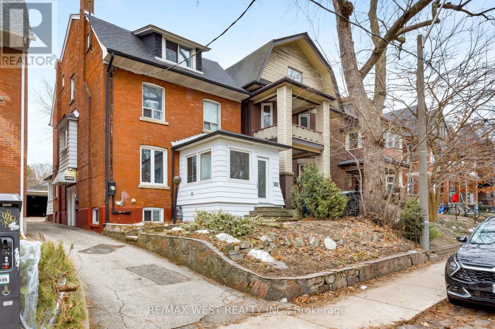 181 Parkside Drive, Toronto (High Park-Swansea), Ontario  M6R 2Y9 - Photo 2 - W12703252