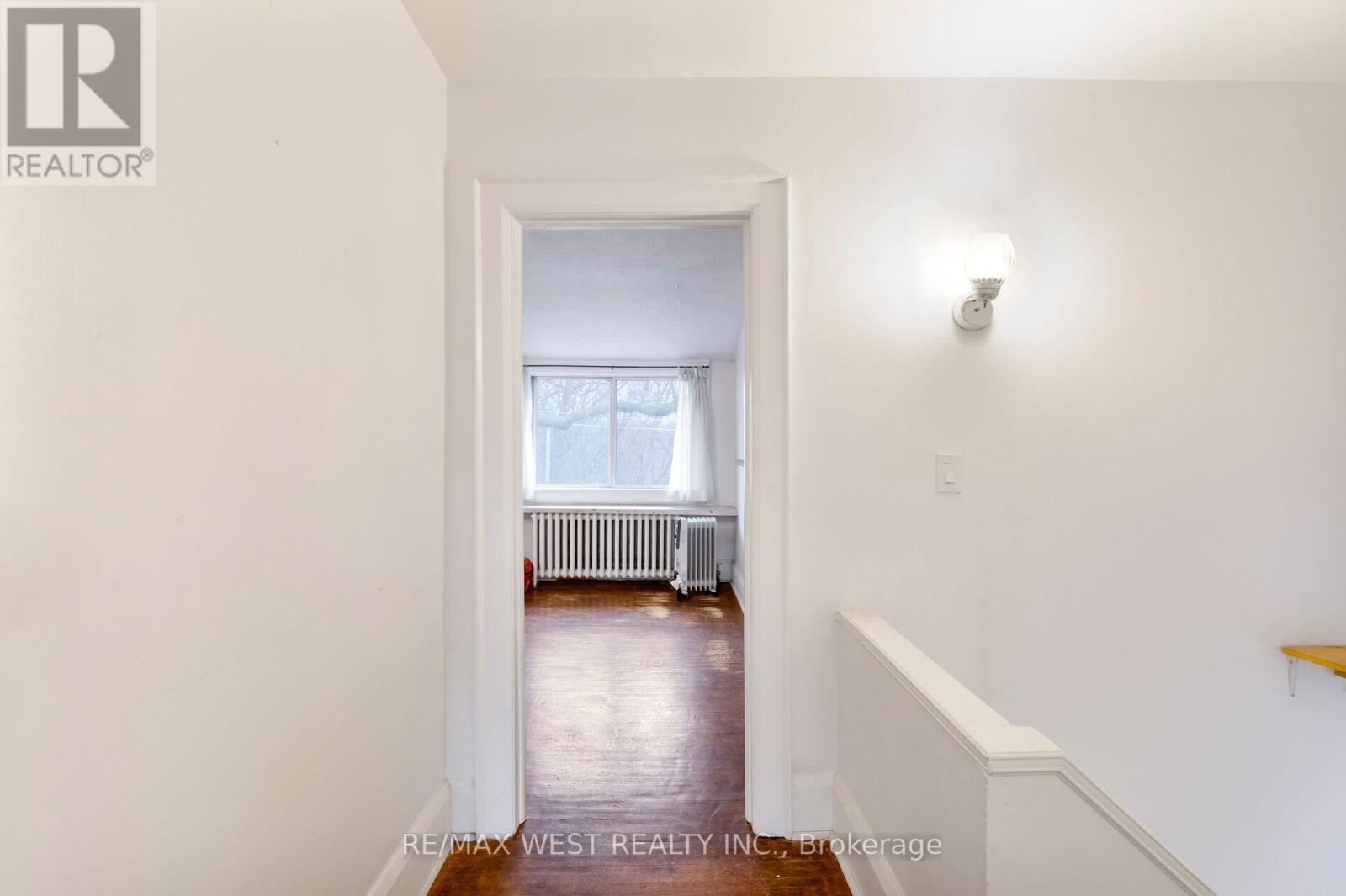 181 Parkside Drive, Toronto (High Park-Swansea), Ontario  M6R 2Y9 - Photo 27 - W12703252