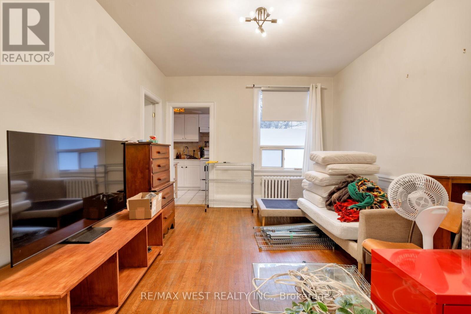 181 Parkside Drive, Toronto (High Park-Swansea), Ontario  M6R 2Y9 - Photo 3 - W12703252