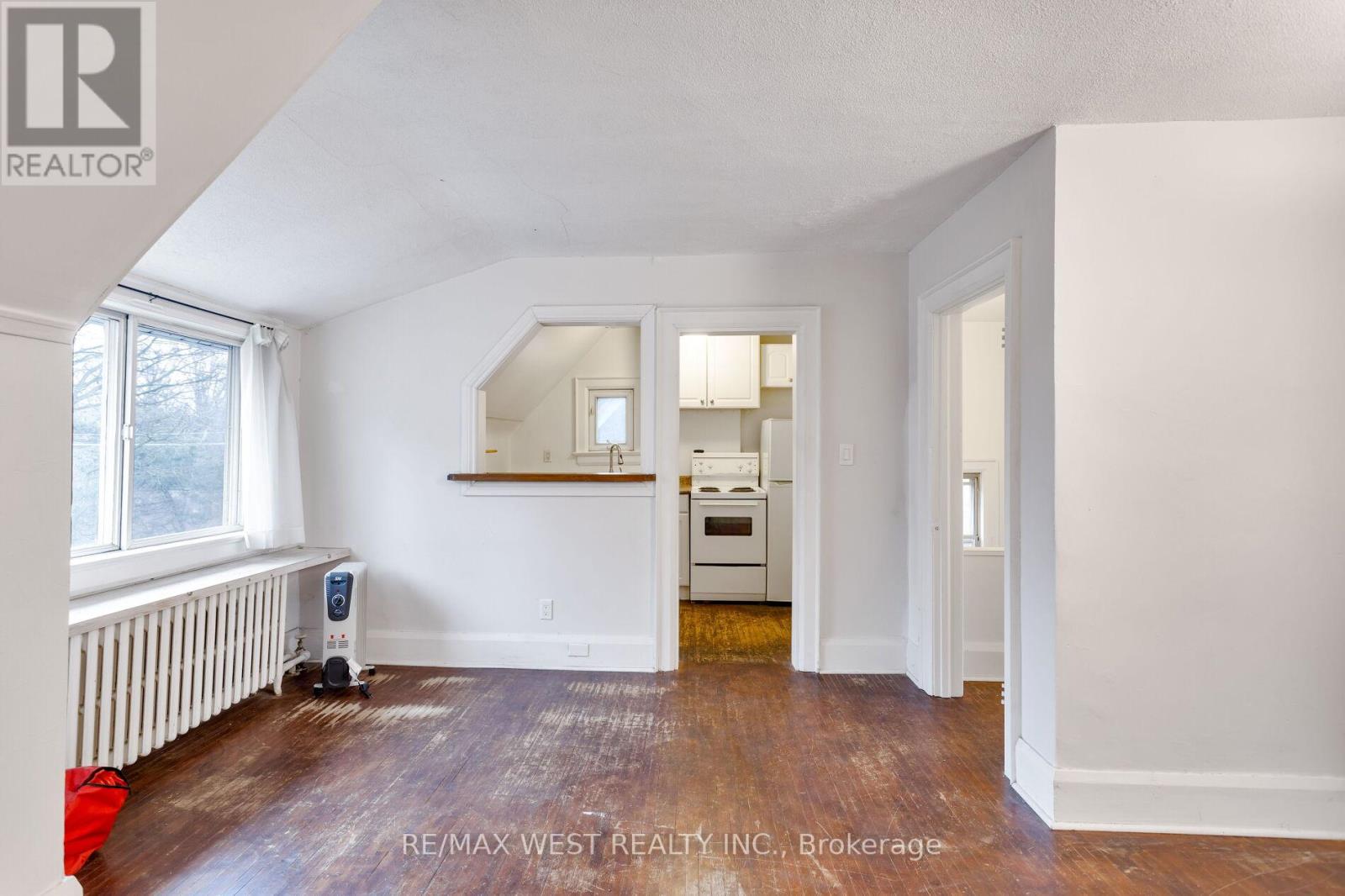 181 Parkside Drive, Toronto (High Park-Swansea), Ontario  M6R 2Y9 - Photo 31 - W12703252