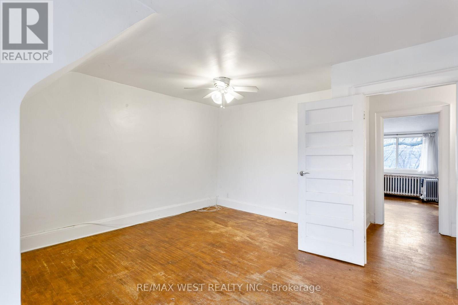 181 Parkside Drive, Toronto (High Park-Swansea), Ontario  M6R 2Y9 - Photo 36 - W12703252