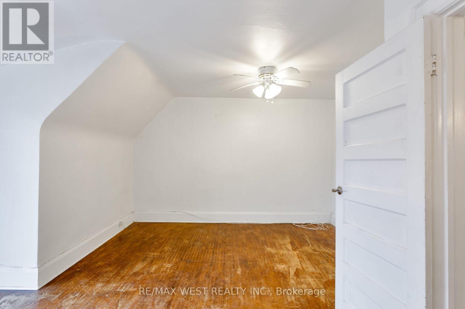 181 Parkside Drive, Toronto (High Park-Swansea), Ontario  M6R 2Y9 - Photo 37 - W12703252