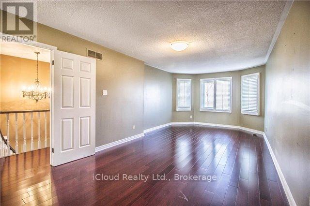 2667 Wynten Way, Oakville (Cv Clearview), Ontario  L6J 6Z2 - Photo 11 - W12703256