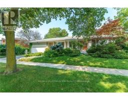 24 HARTSDALE DRIVE, Toronto, Ontario