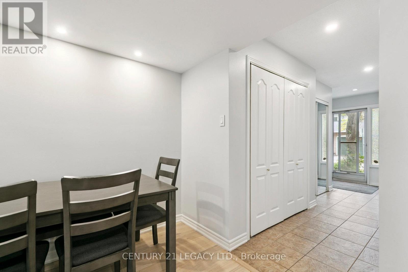 47 - 2530 Northampton Boulevard, Burlington (Headon), Ontario  L7M 4B4 - Photo 8 - W12703436