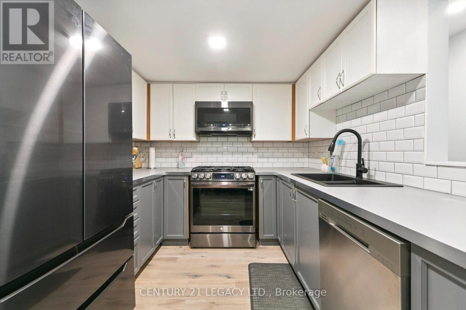 47 - 2530 Northampton Boulevard, Burlington (Headon), Ontario  L7M 4B4 - Photo 9 - W12703436