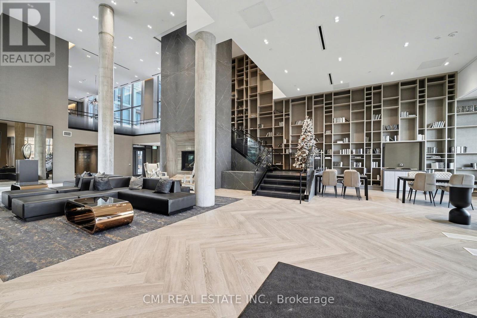 242 - 2450 Old Bronte Road, Oakville (Wm Westmount), Ontario  L6M 4J2 - Photo 4 - W12703454