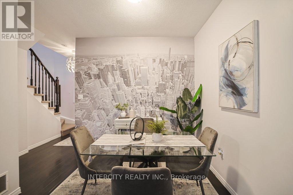 74 - 21 Diana Avenue, Brantford, Ontario  N3T 0G2 - Photo 6 - X12703244