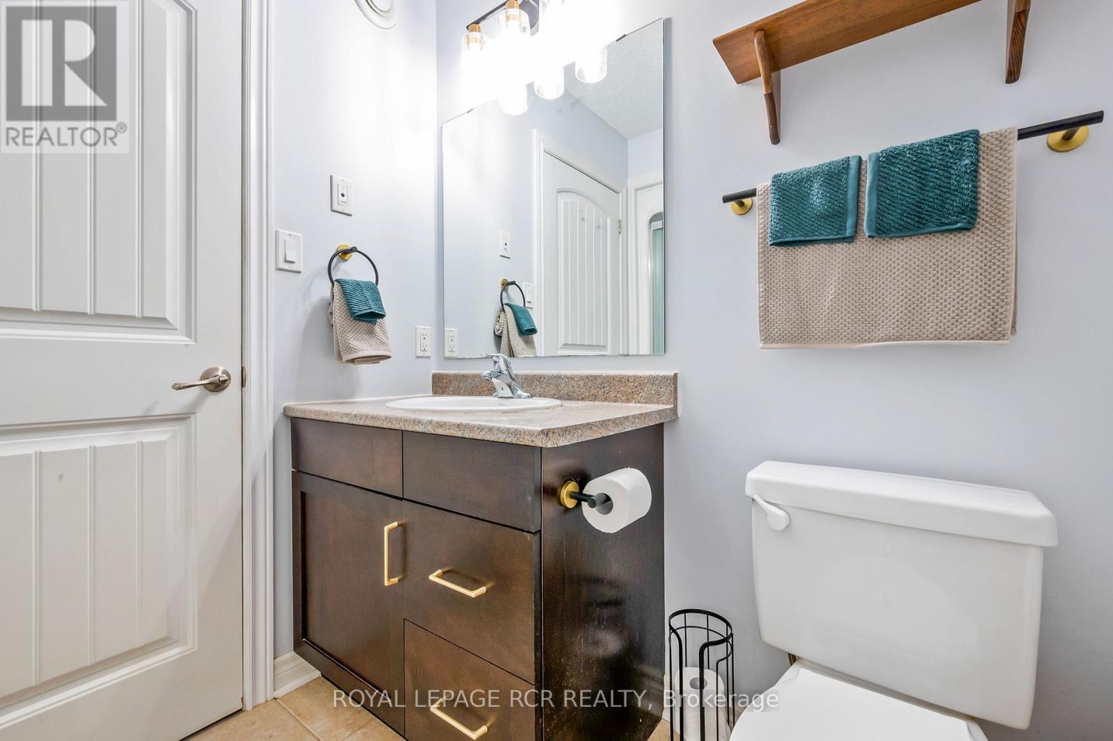 121 Fleming Way, Shelburne, Ontario  L9V 3E3 - Photo 15 - X12703342