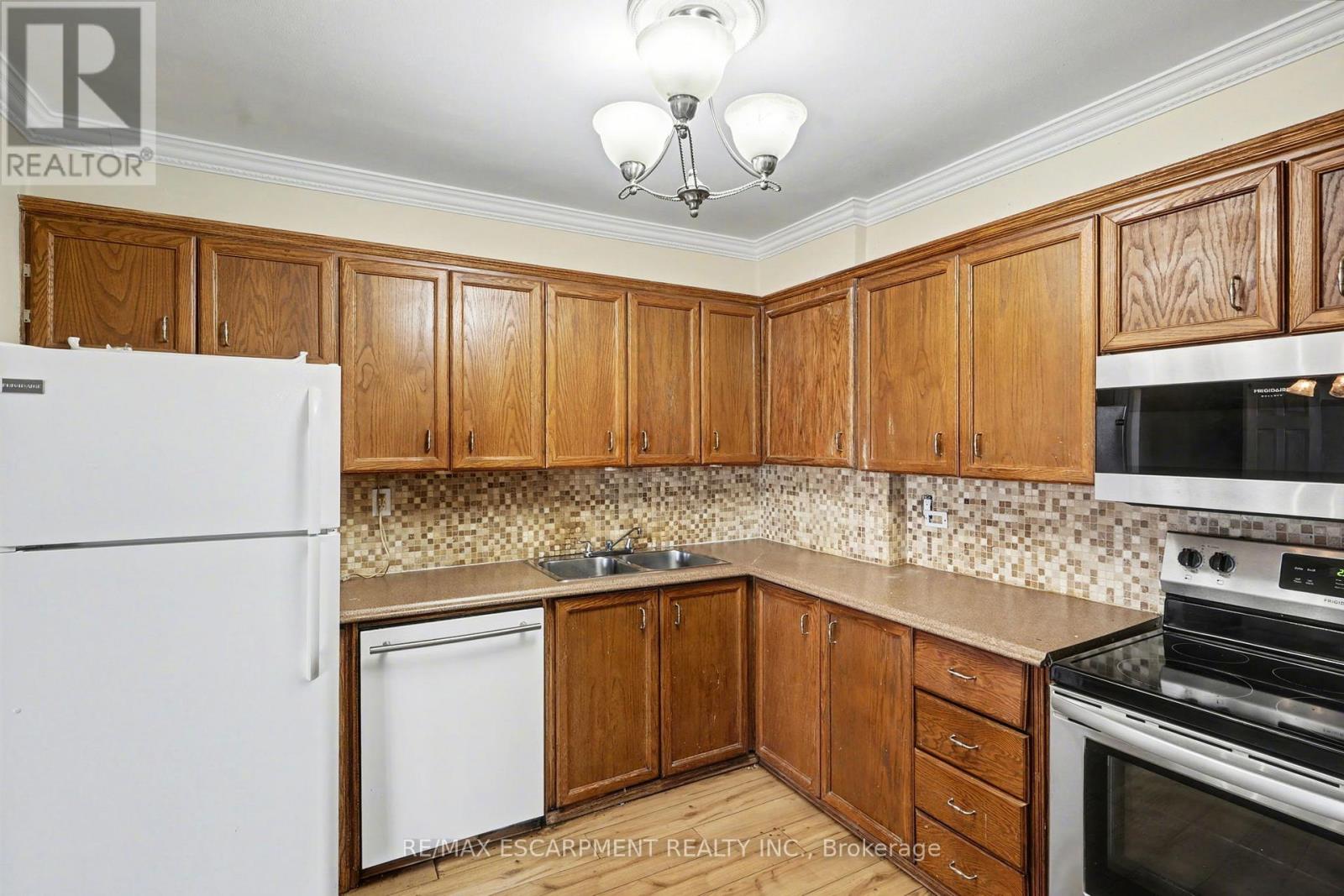 218 - 500 Green Road, Hamilton, Ontario  L8E 3M6 - Photo 15 - X12703398