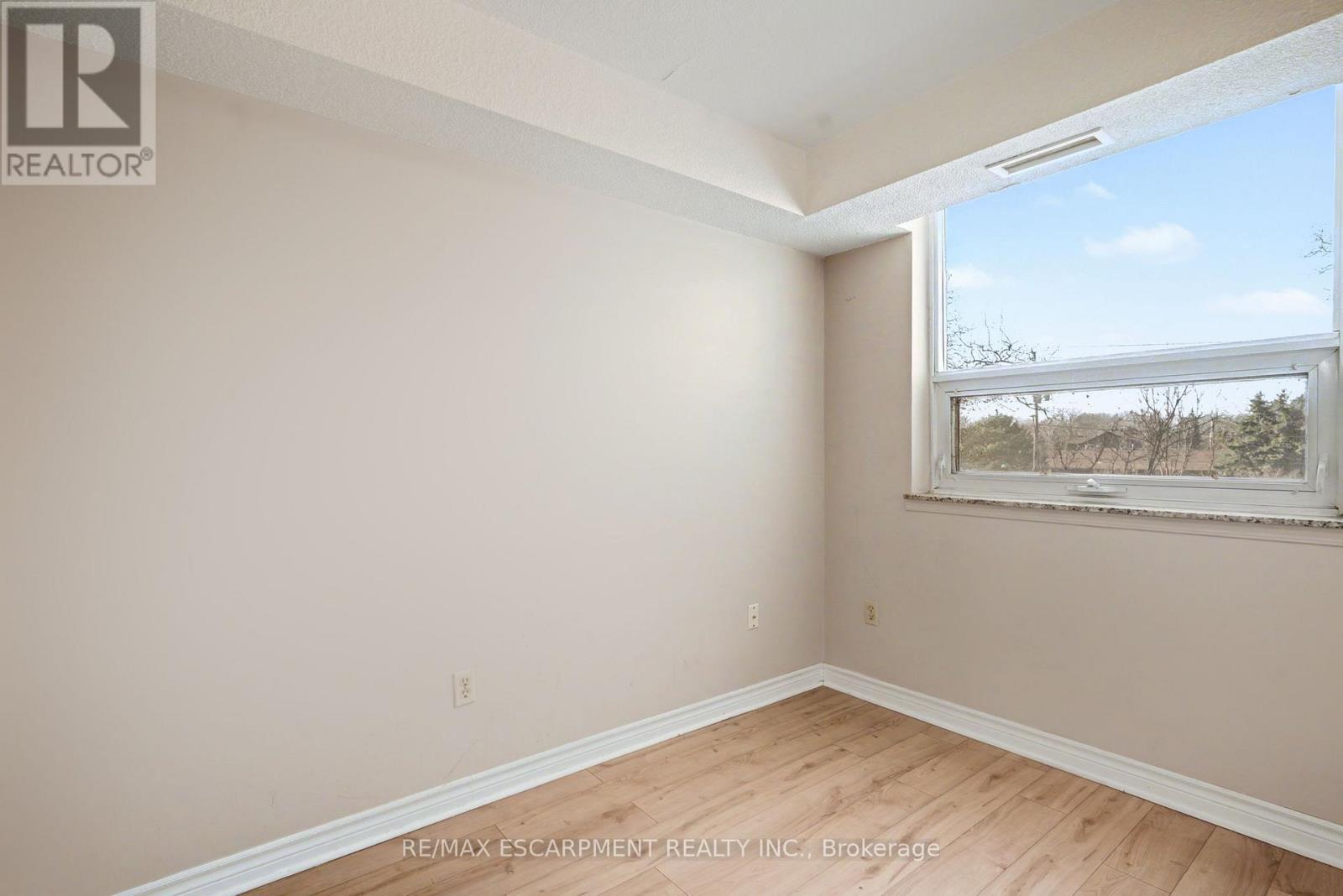 218 - 500 Green Road, Hamilton, Ontario  L8E 3M6 - Photo 25 - X12703398