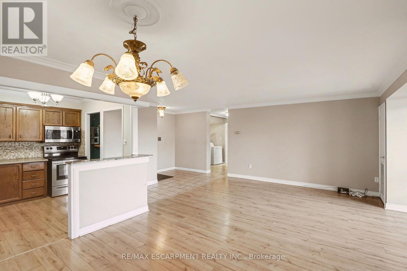 218 - 500 Green Road, Hamilton, Ontario  L8E 3M6 - Photo 7 - X12703398