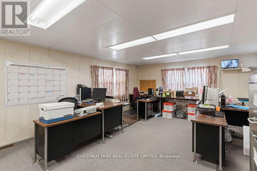 238 Highland Street, Dysart Et Al, Ontario  K0M 1S0 - Photo 18 - X12703466