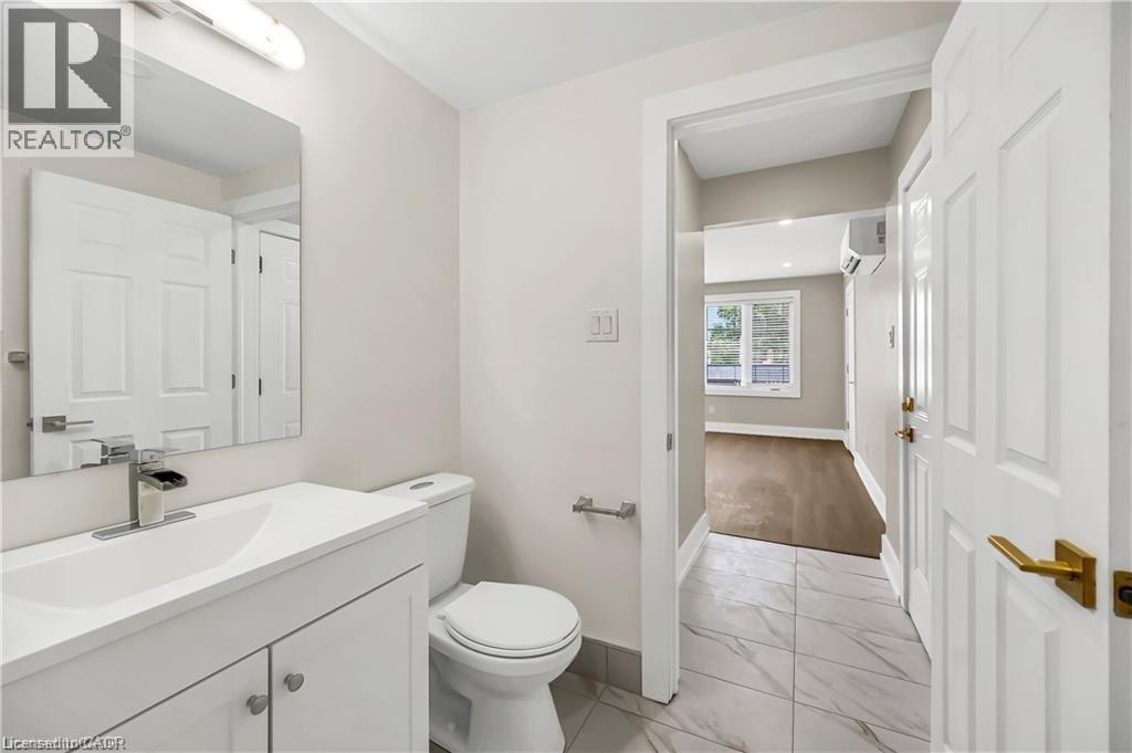 1466 Main Street E Unit# Upper 1, Hamilton, Ontario  L8K 1C6 - Photo 11 - 40799114