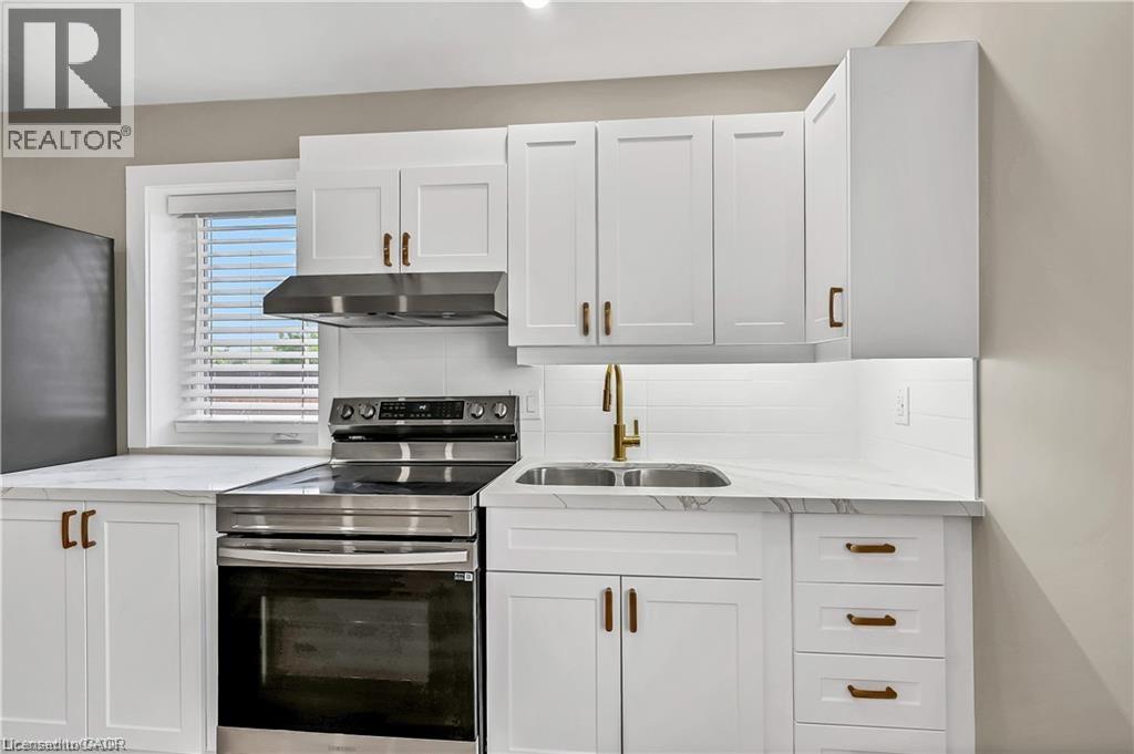 1466 Main Street E Unit# Upper 1, Hamilton, Ontario  L8K 1C6 - Photo 4 - 40799114