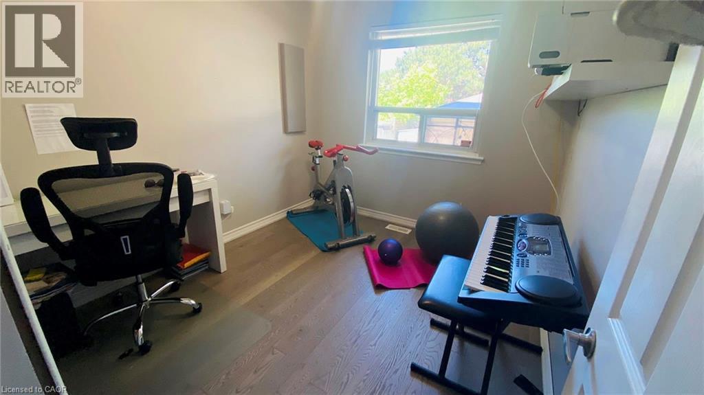 1601 Sandgate Crescent Unit# Main, Mississauga, Ontario  L5J 2E3 - Photo 12 - 40798825