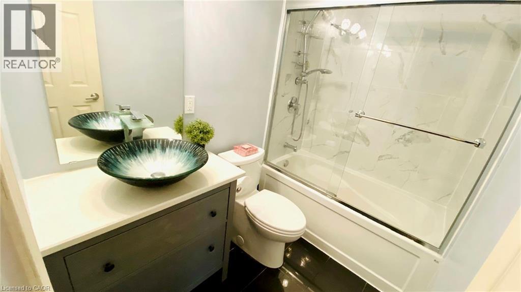 1601 Sandgate Crescent Unit# Main, Mississauga, Ontario  L5J 2E3 - Photo 13 - 40798825