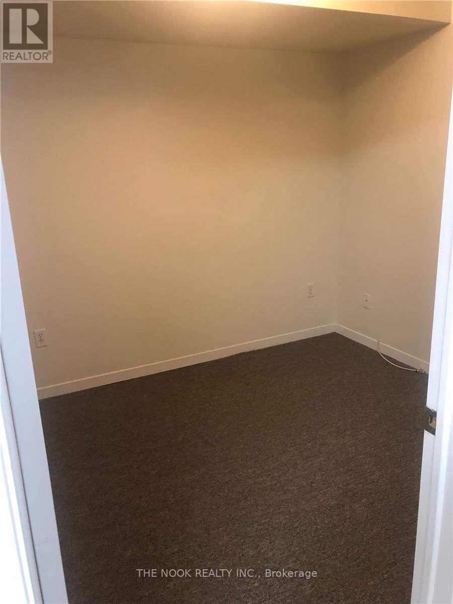 Bsmt - 580 Montcalm Avenue, Oshawa, Ontario  L1J 2H1 - Photo 6 - E12703628