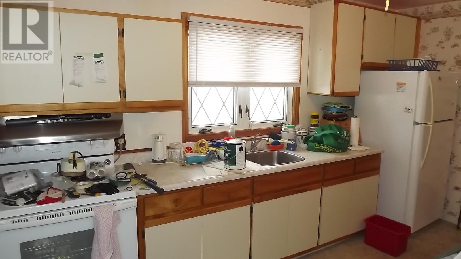 223 Mississauga Ave, Elliot Lake, Ontario  P5A 1E3 - Photo 10 - SM260108