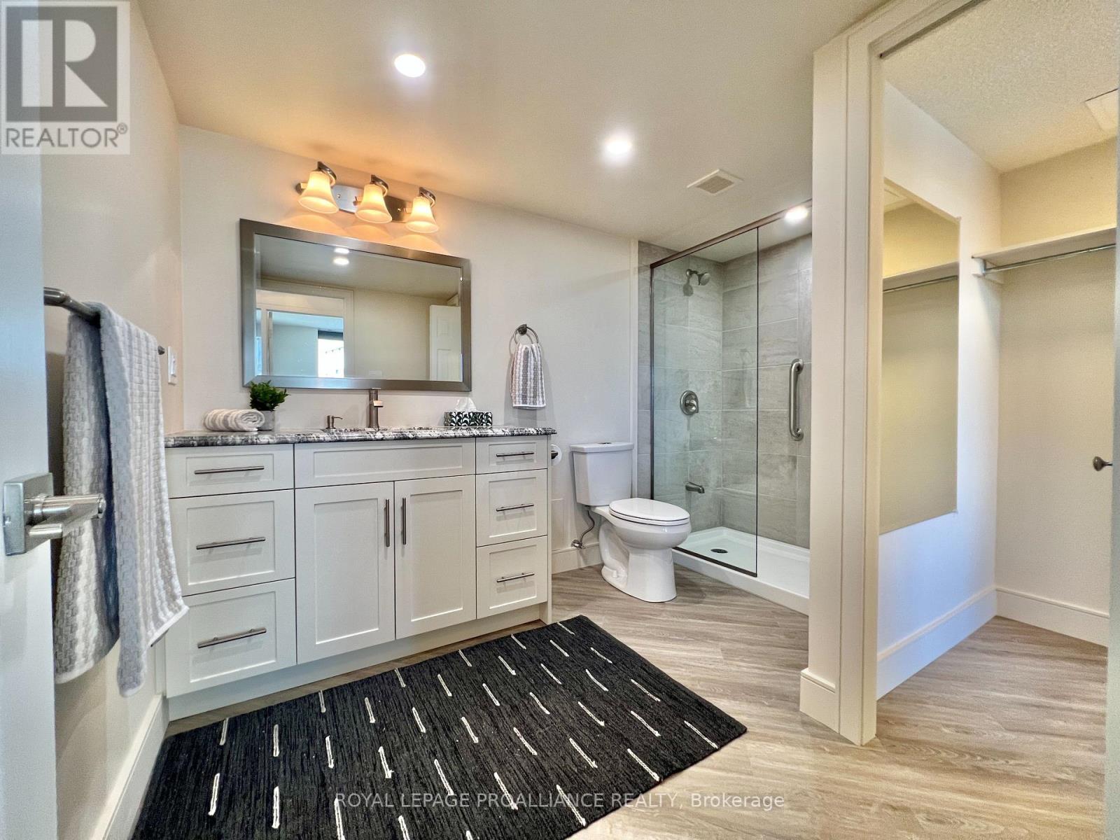 604 - 344 Front Street, Belleville, Ontario  K8N 5M4 - Photo 12 - X12703644