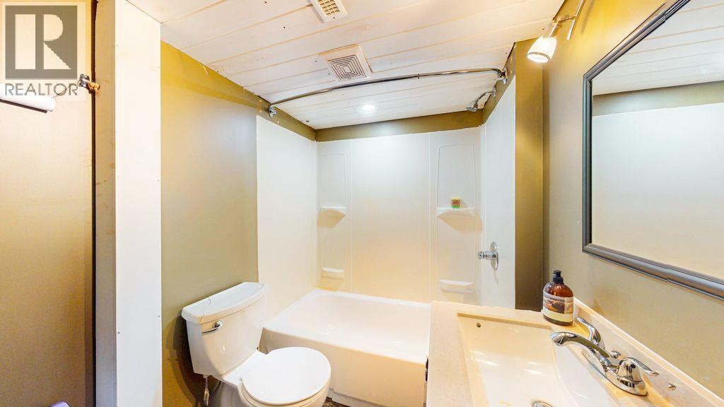 707 7th  S Street S, Cranbrook, British Columbia  V1C 1N2 - Photo 19 - 10372701