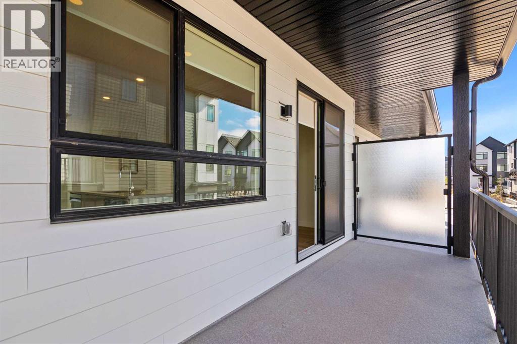 132 Quesnay Wood Link Sw, Calgary, Alberta  T3E 8H6 - Photo 12 - A2272579