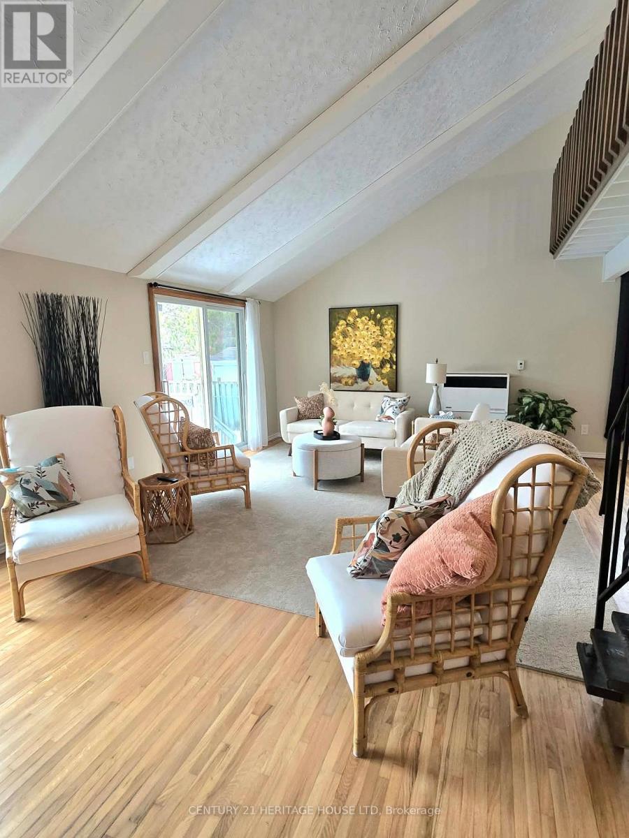 48 Luton Crescent, St. Thomas, Ontario  N5R 5R7 - Photo 6 - X12703536