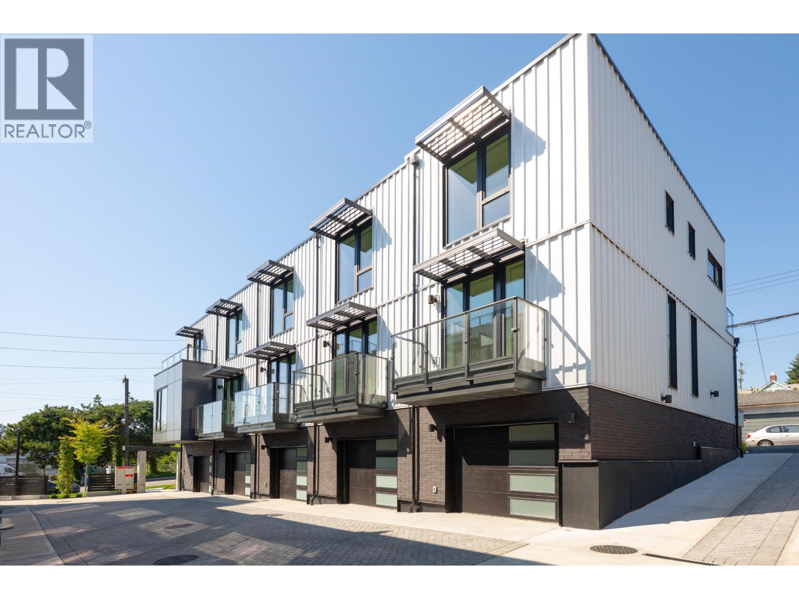 Th6 610 E 3rd Street, North Vancouver, British Columbia  V7L 1G7 - Photo 38 - R3067400