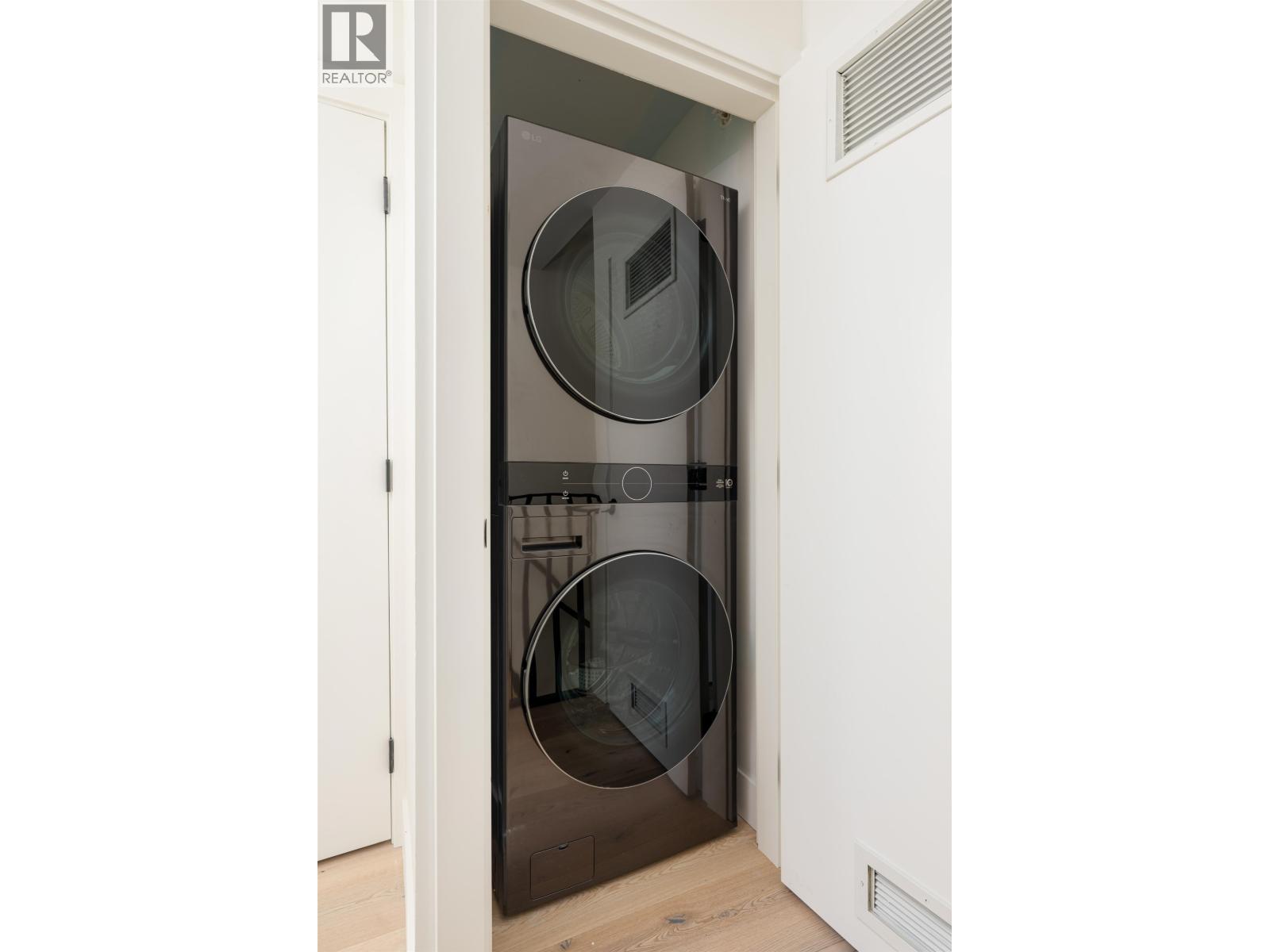 Th6 610 E 3rd Street, North Vancouver, British Columbia  V7L 1G7 - Photo 25 - R3067400