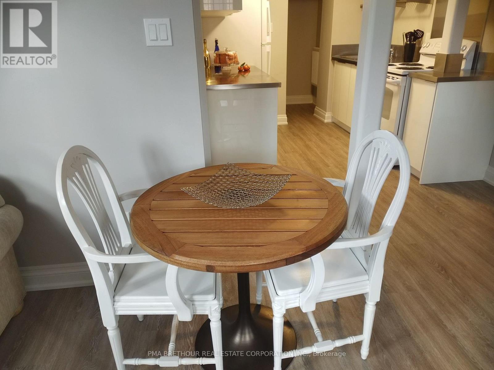 67 Cartwright Avenue, Toronto, Ontario  M6A 1V1 - Photo 9 - W12584296