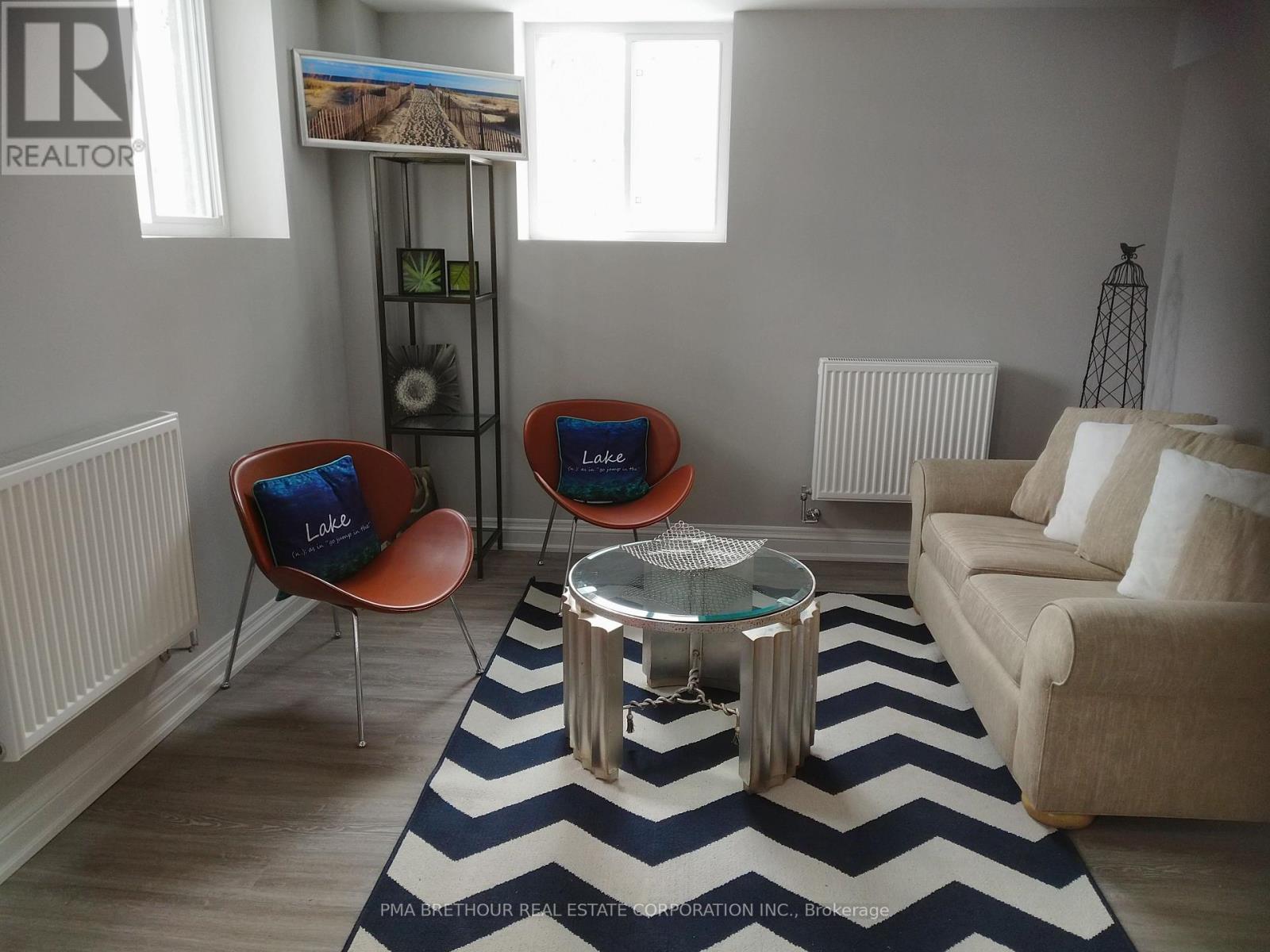 67 Cartwright Avenue, Toronto, Ontario  M6A 1V1 - Photo 5 - W12584296