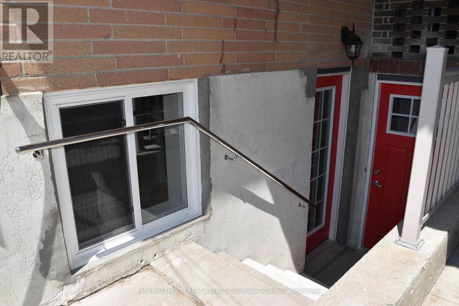 67 Cartwright Avenue, Toronto, Ontario  M6A 1V1 - Photo 2 - W12584296