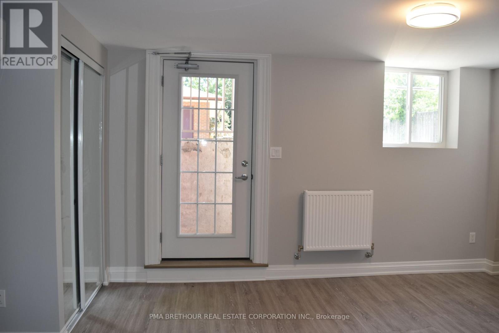 67 Cartwright Avenue, Toronto, Ontario  M6A 1V1 - Photo 3 - W12584296