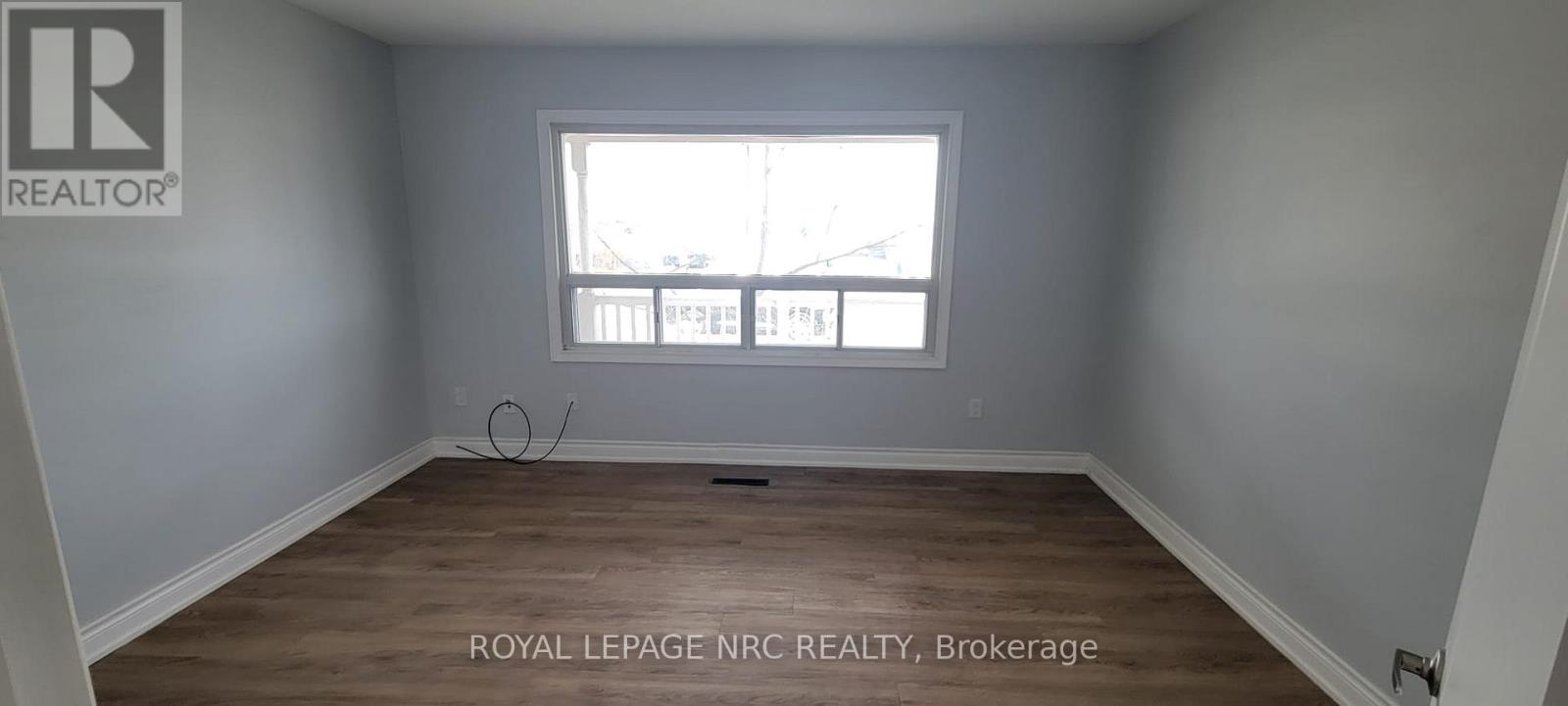 27 Lasalle(Main Unit) Street E, Welland, Ontario  L3B 4J5 - Photo 11 - X12703522