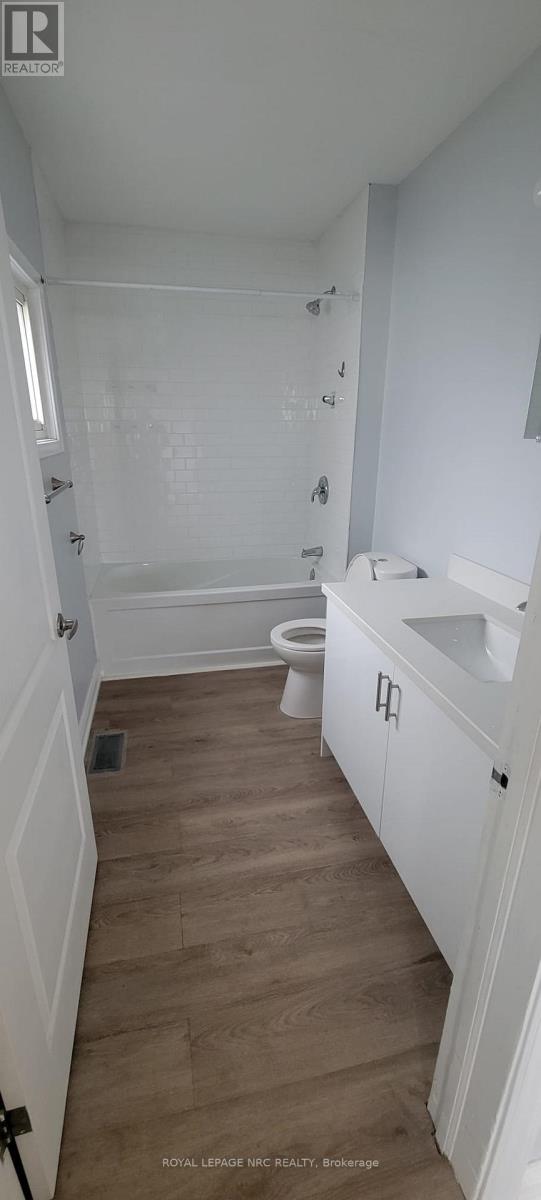 27 Lasalle(Main Unit) Street E, Welland, Ontario  L3B 4J5 - Photo 6 - X12703522