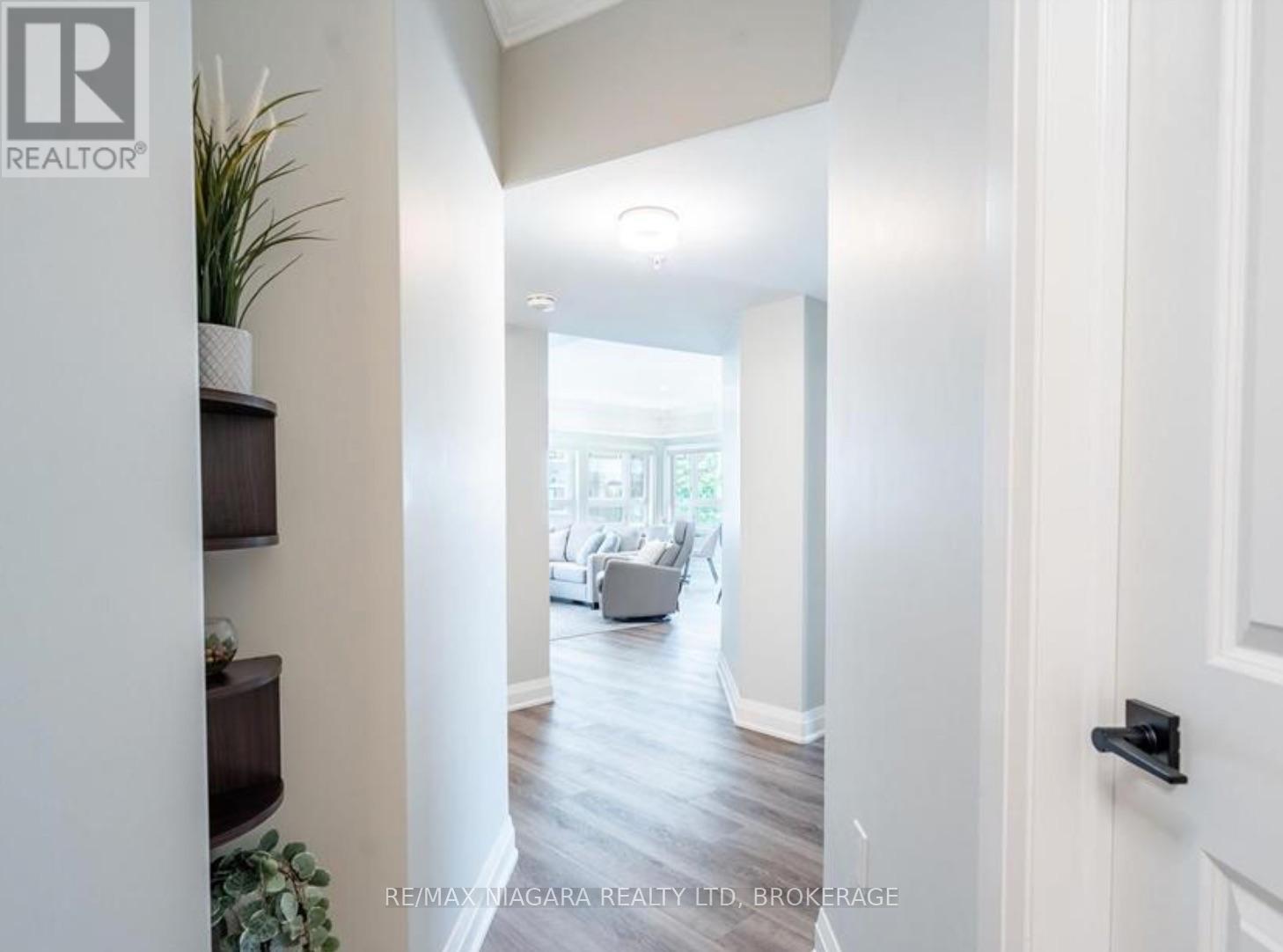 103 - 120 Summersides Boulevard, Pelham, Ontario  L0S 1E1 - Photo 3 - X12703570