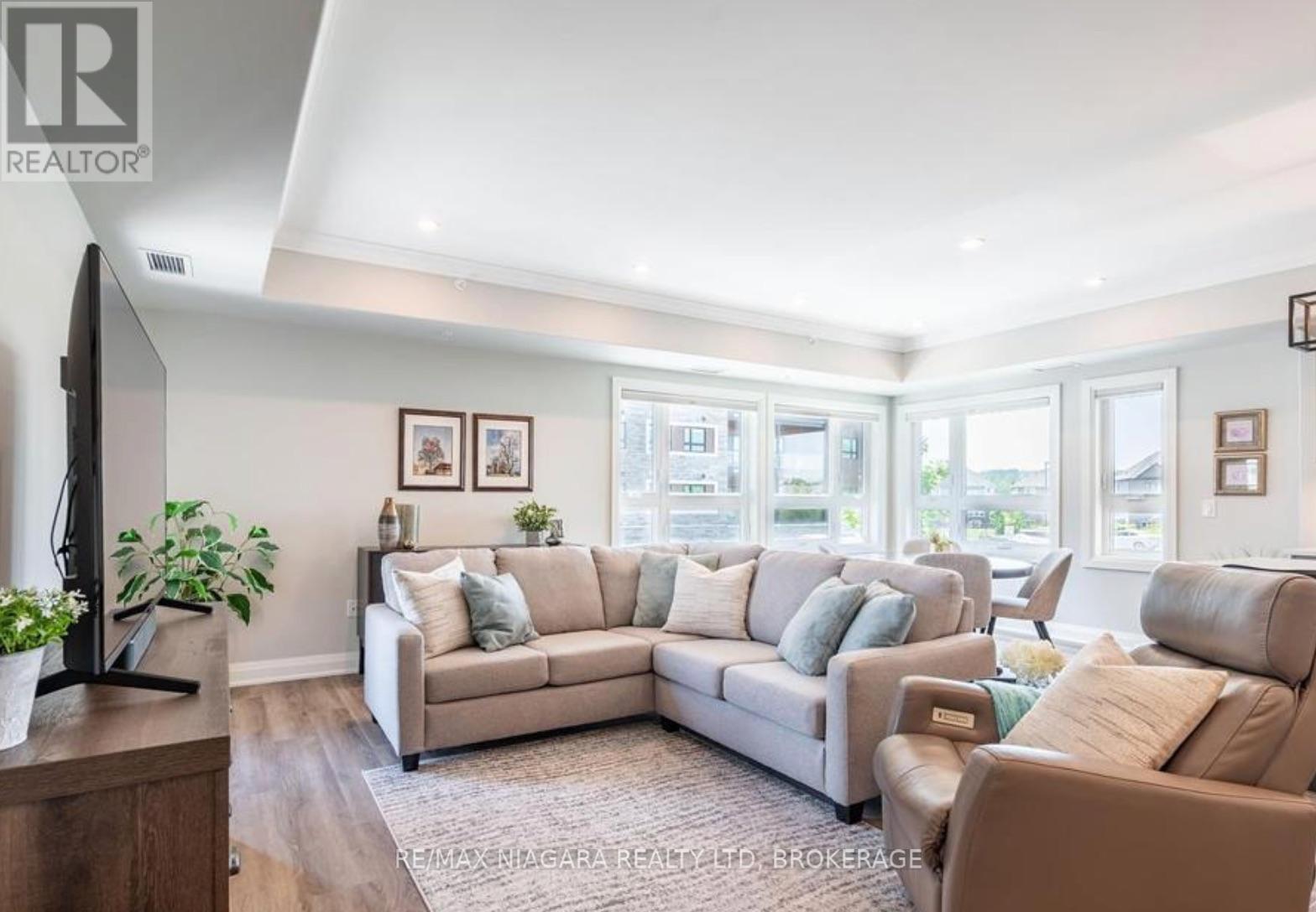 103 - 120 Summersides Boulevard, Pelham, Ontario  L0S 1E1 - Photo 4 - X12703570