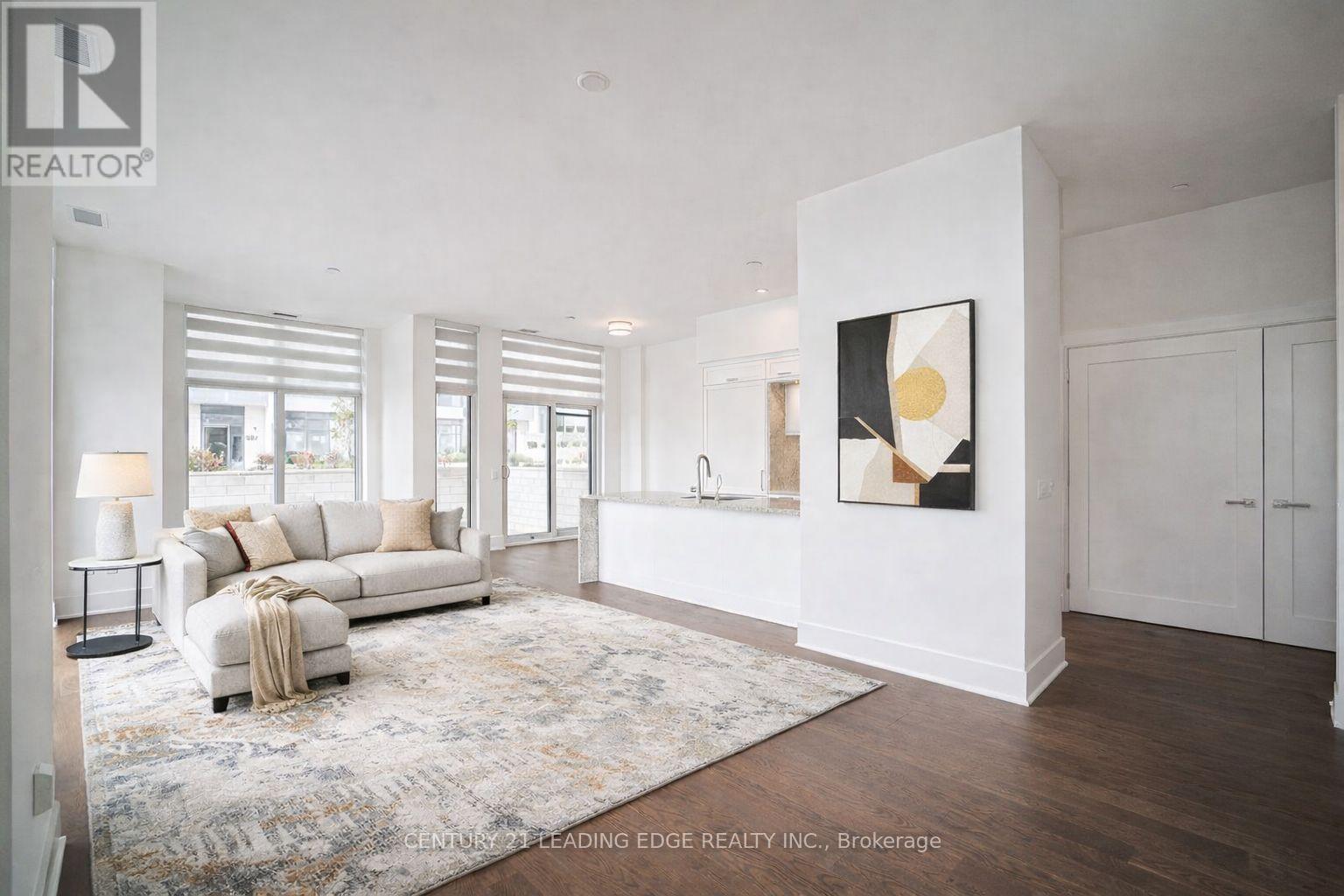 139 - 20 Inn On The Pk Drive, Toronto, Ontario  M3C 0P8 - Photo 2 - C12700198