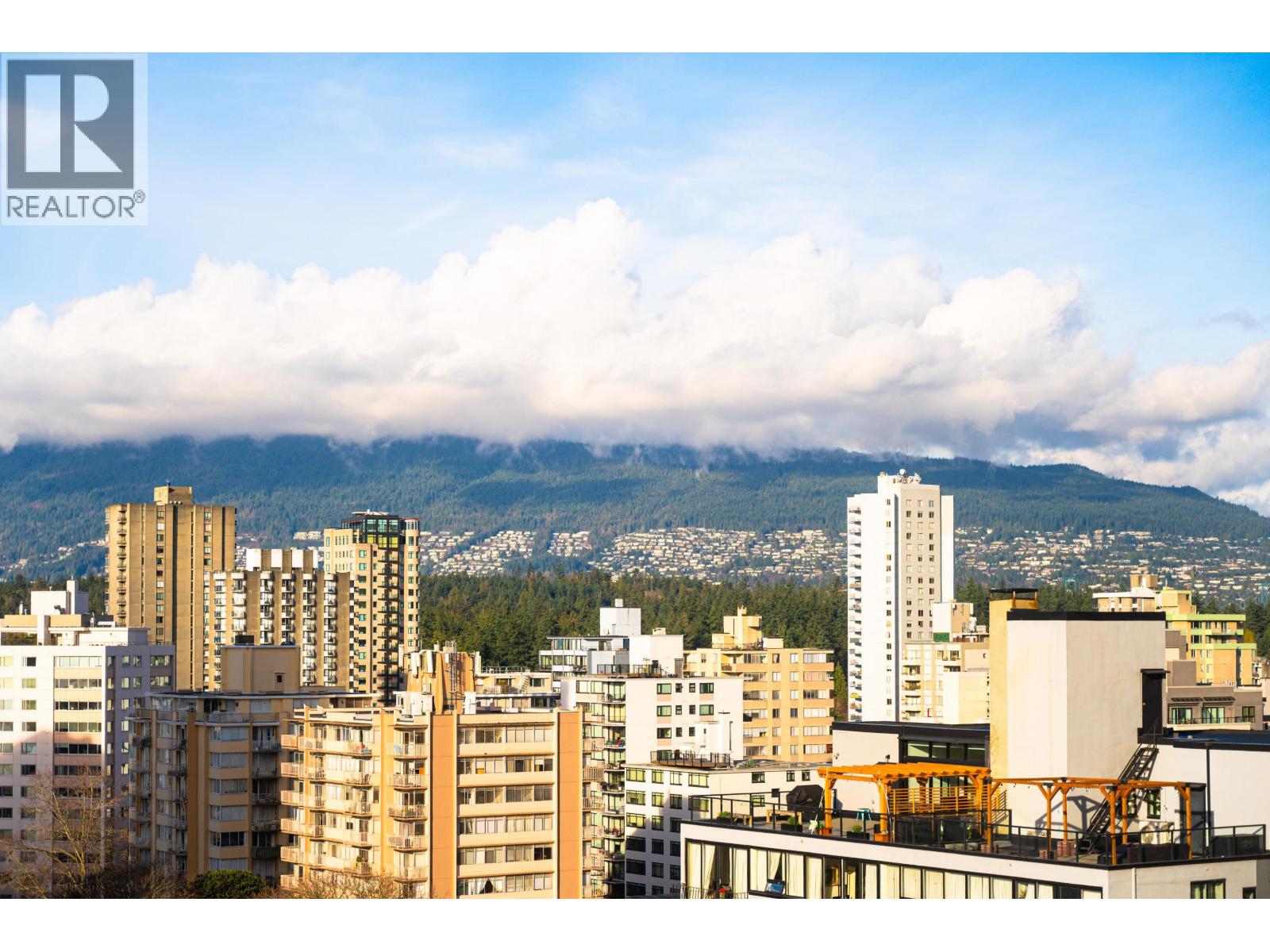 1403 1725 Pendrell Street, Vancouver, British Columbia  V6G 2X7 - Photo 5 - R3080187